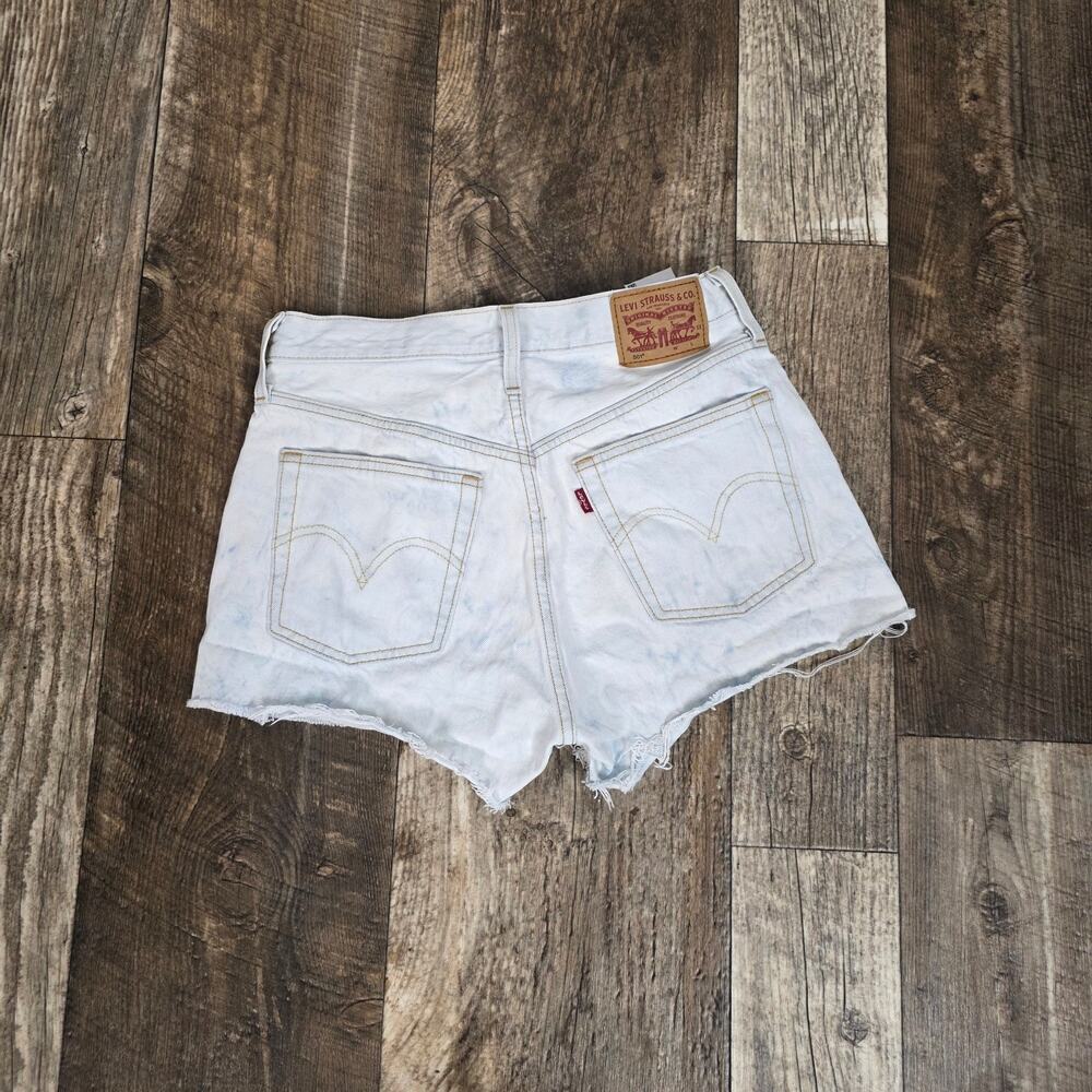 Levi's 501 Cut Off Denim Shorts W27 High Rise Light Wash Raw Hem Summer